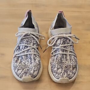 adidas Women's Black and White Knit Sneakers